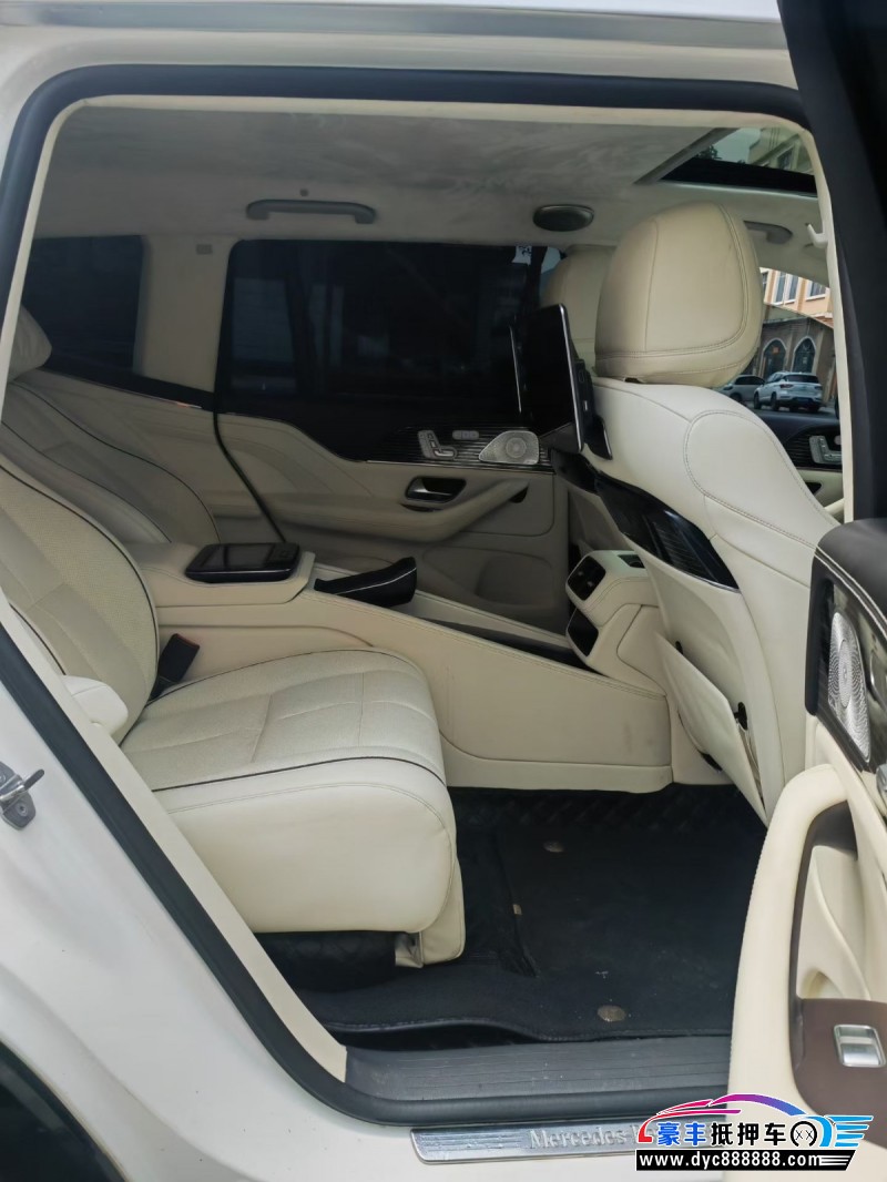 21年奔驰GLS轿车抵押车出售