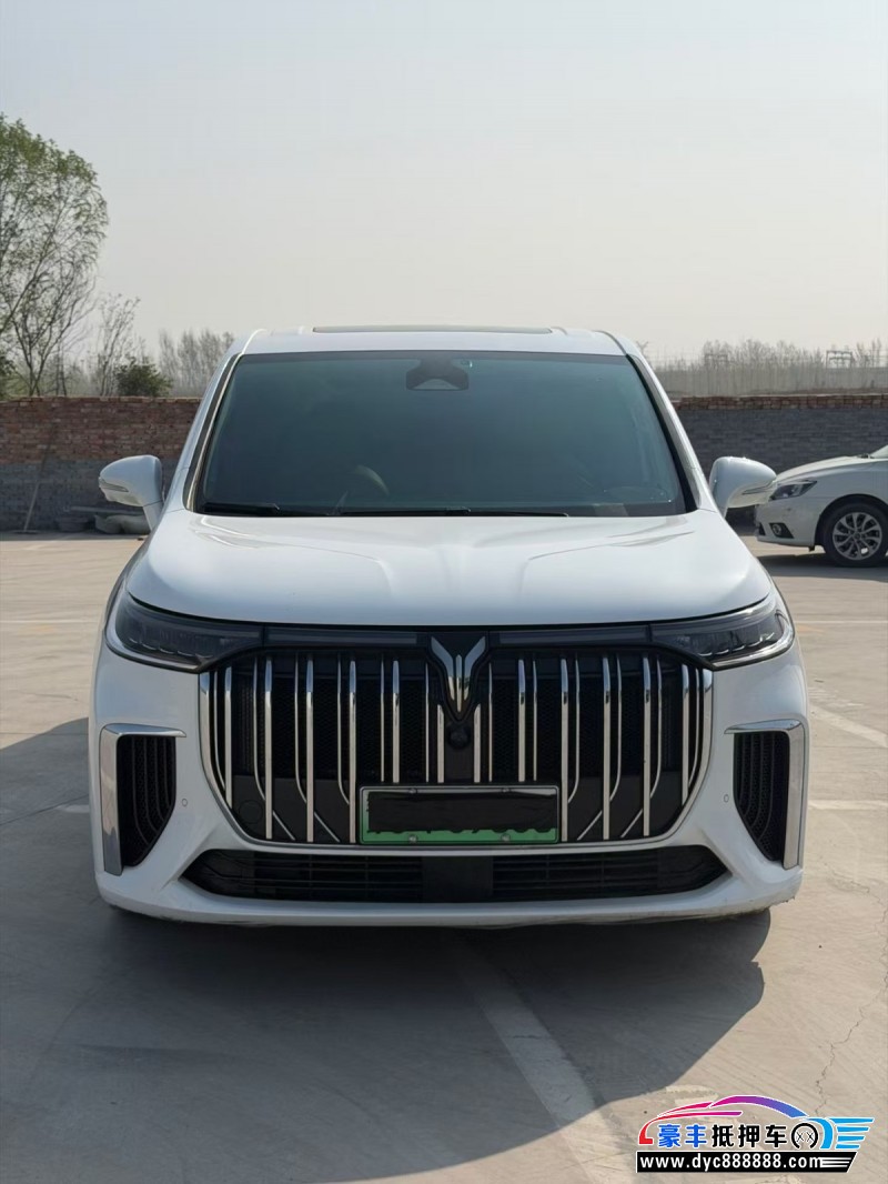 23年岚图梦想家轿车抵押车出售