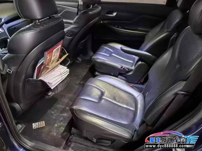 20年现代新胜达轿车抵押车出售