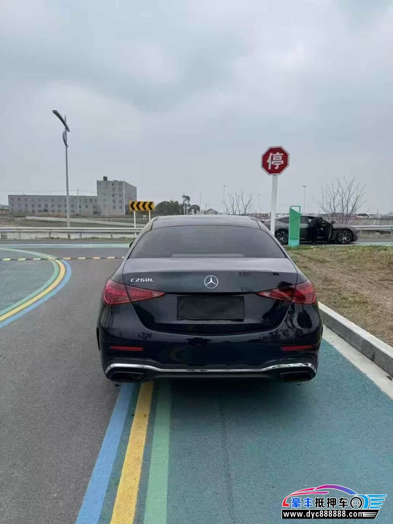 22年奔驰C轿车抵押车出售