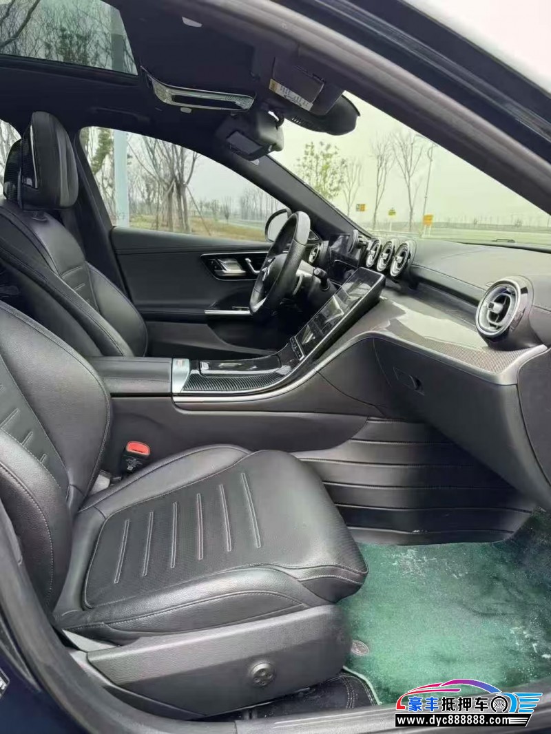 22年奔驰C轿车抵押车出售