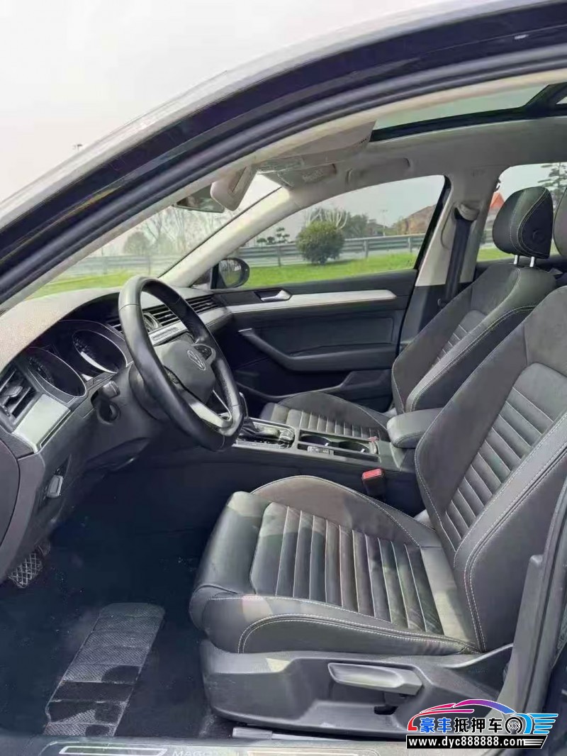 24年大众迈腾轿车抵押车出售