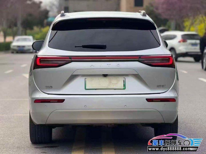 24年华为问界轿车抵押车出售