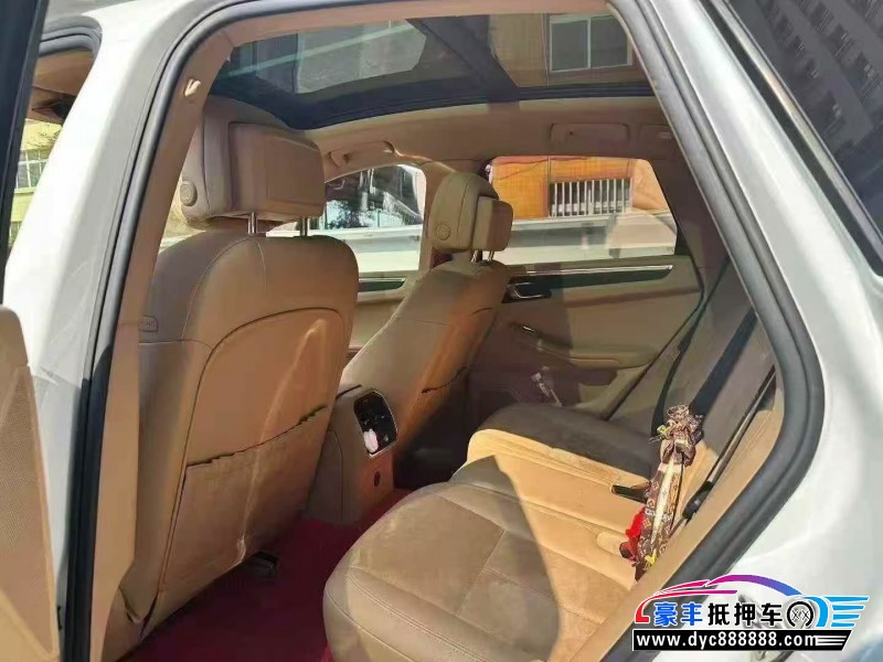 17年保时捷Macan迈凯轿车抵押车出售