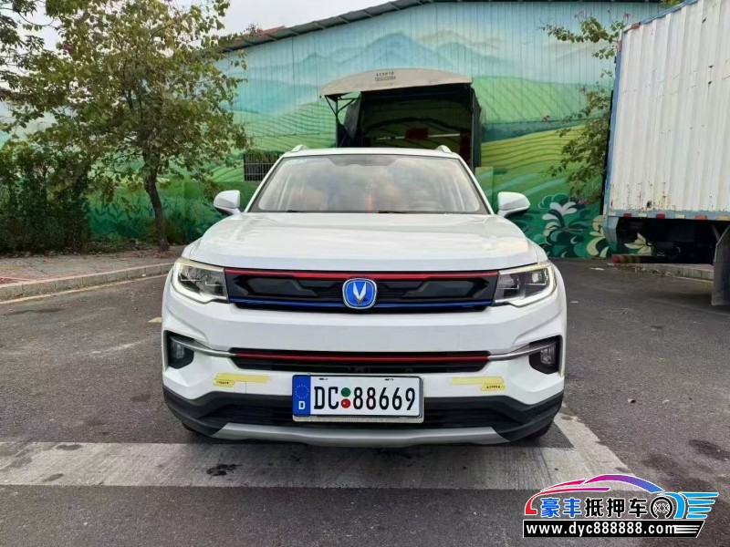 抵押车出售19年长安CS35轿车