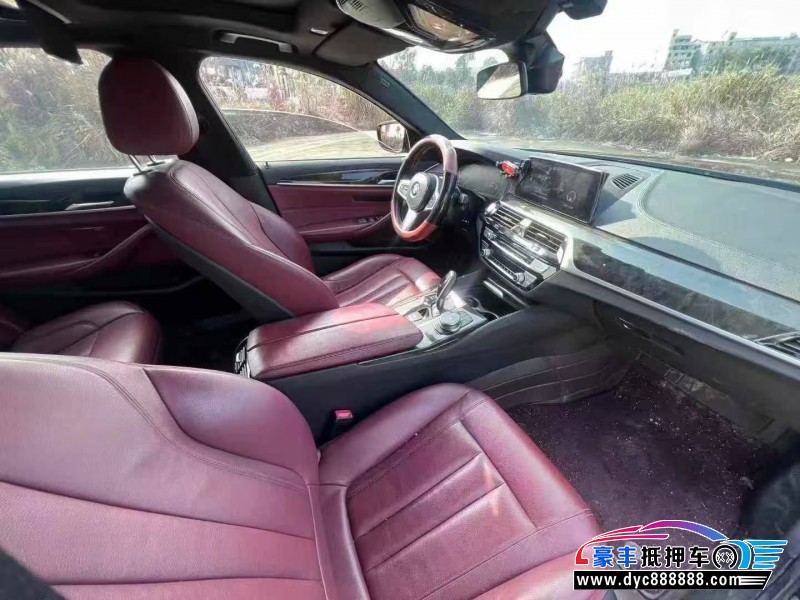 19年宝马5系轿车抵押车出售