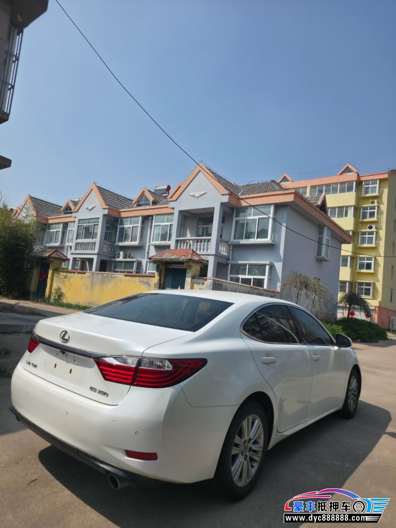 14年雷克萨斯ES轿车抵押车出售