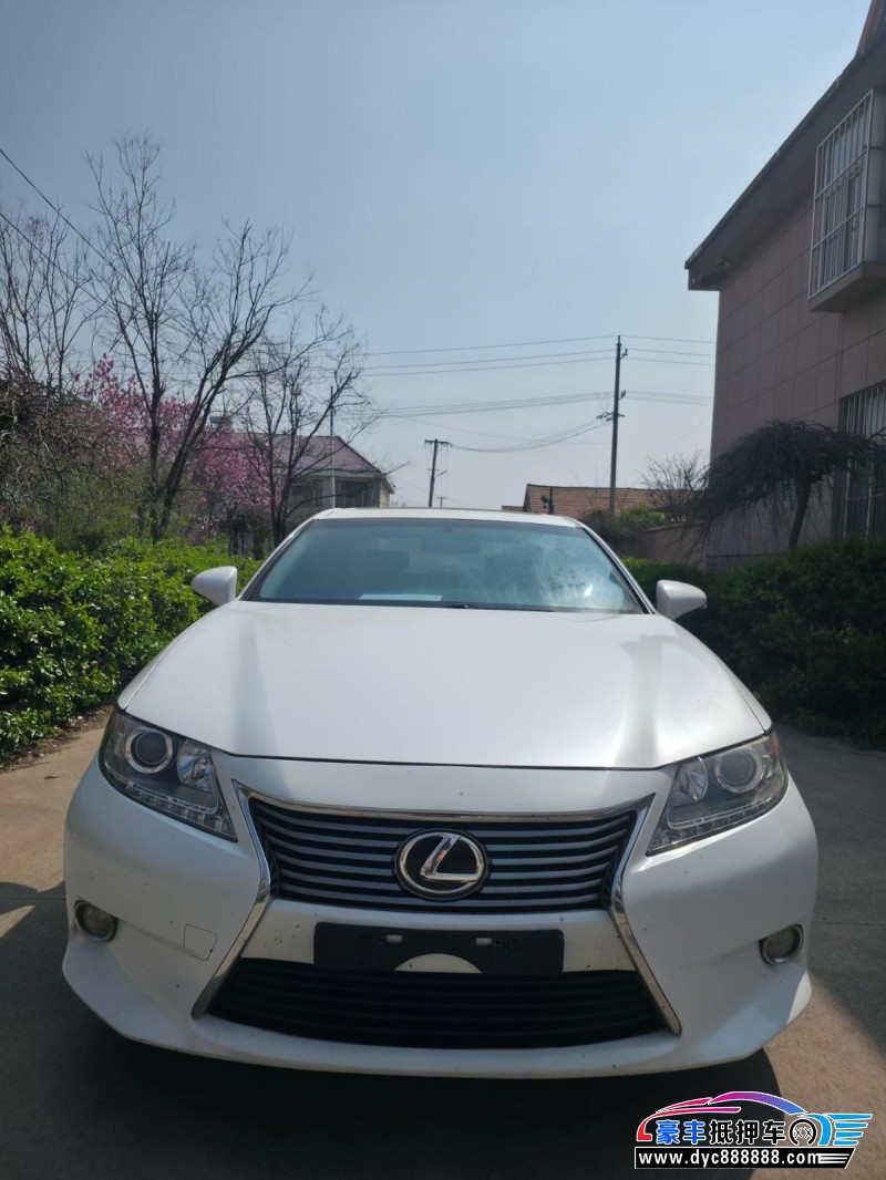 14年雷克萨斯ES轿车抵押车出售