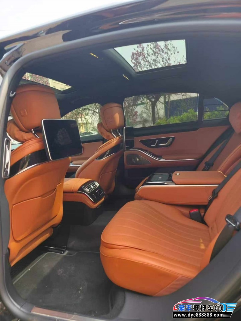 25年奔驰S轿车抵押车出售