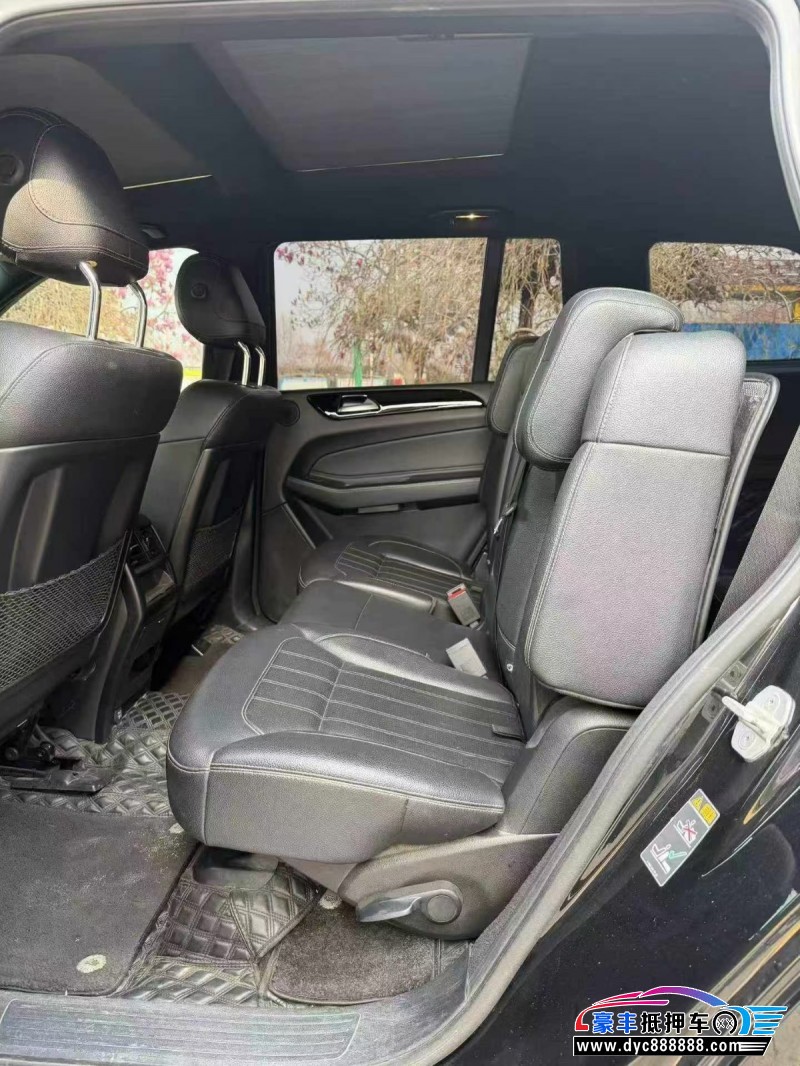 18年奔驰GLS轿车抵押车出售