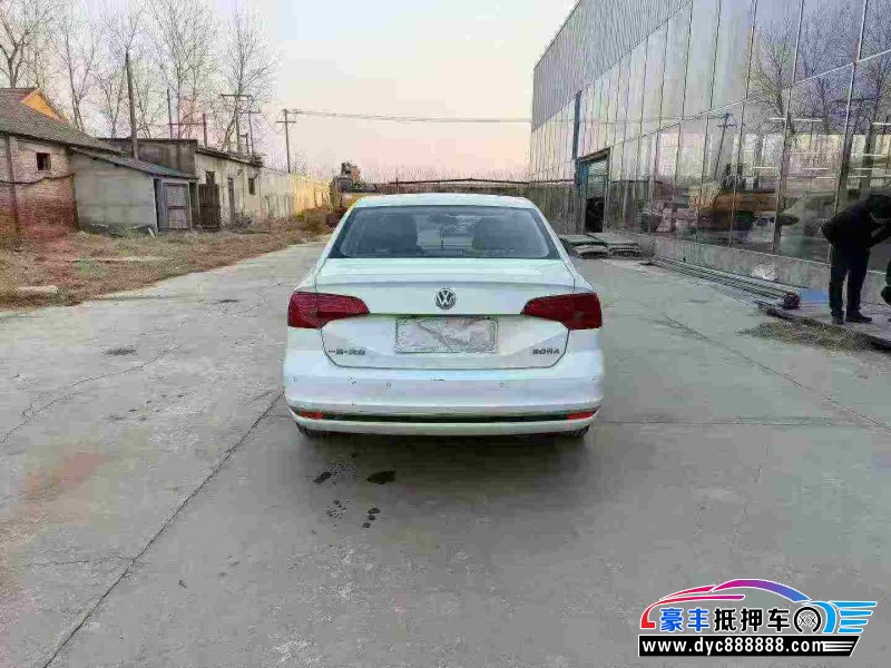 18年大众宝来轿车抵押车出售