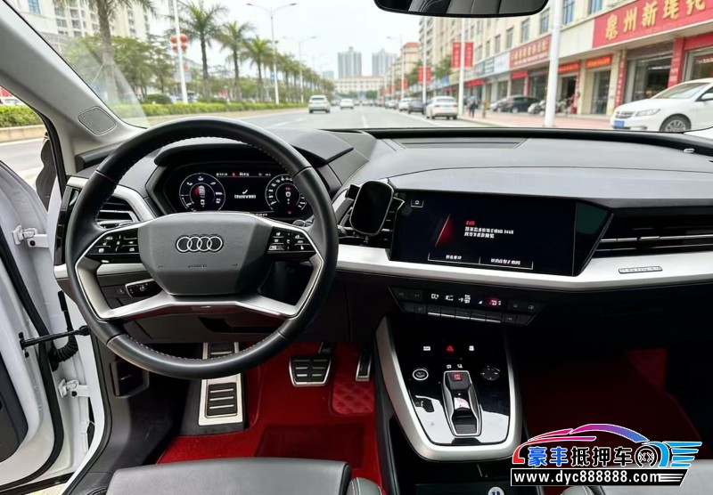 23年奥迪Q5轿车抵押车出售