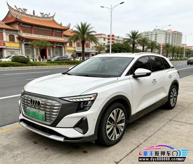 23年奥迪Q5轿车抵押车出售