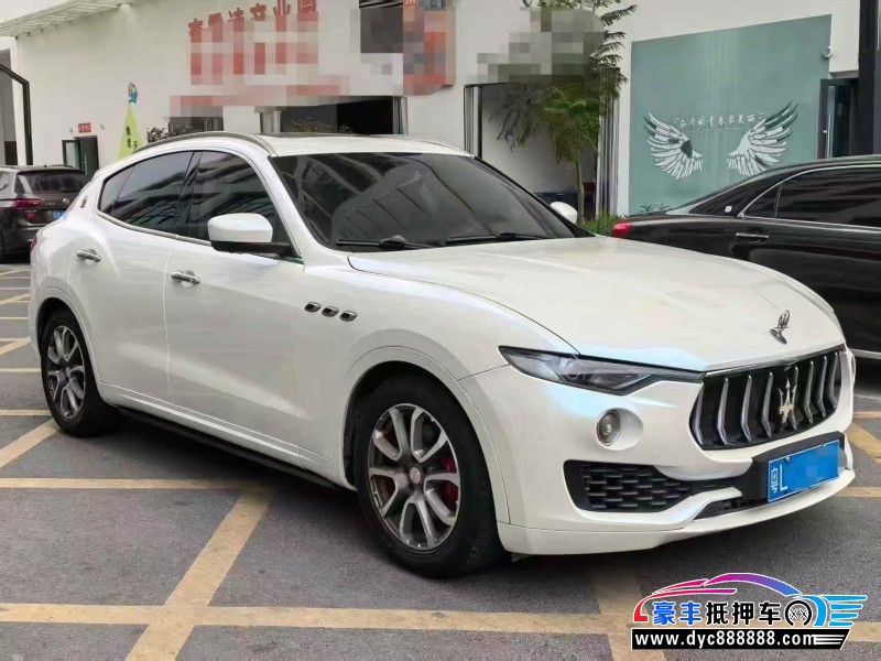 18年玛莎拉蒂莱万特轿车抵押车出售