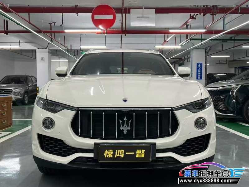 18年玛莎拉蒂莱万特轿车抵押车出售