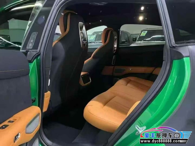 25年小米YU7轿车抵押车出售