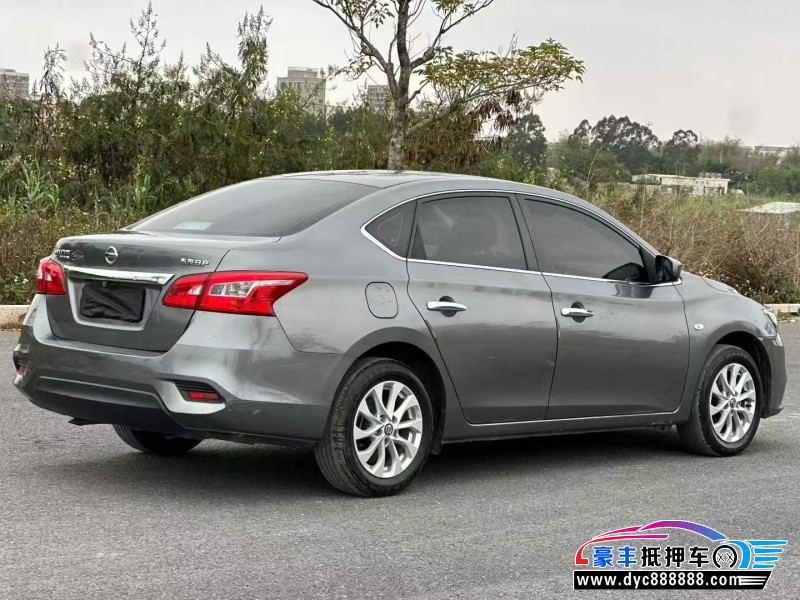 21年日产轩逸轿车抵押车出售