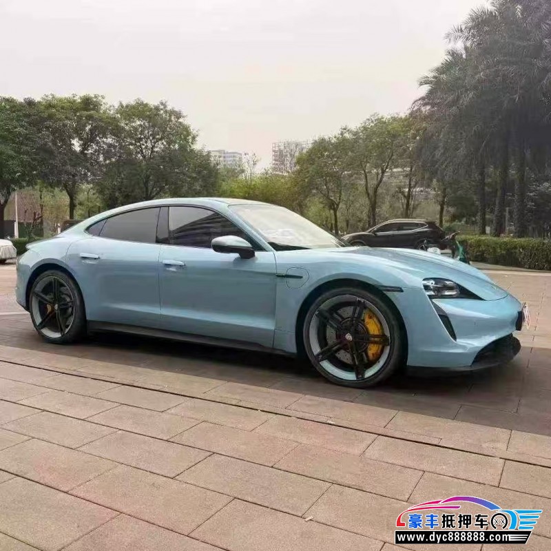 21年保时捷TaYcan轿车抵押车出售