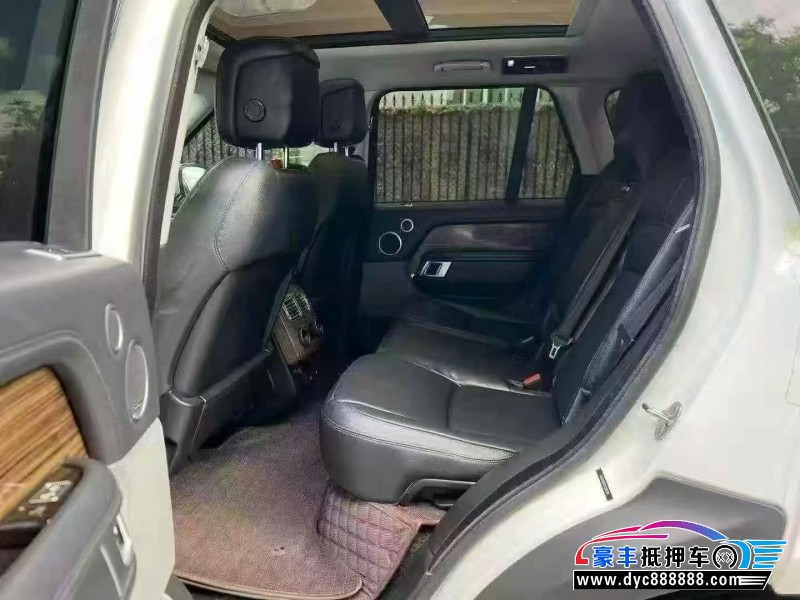 18年路虎揽胜行政轿车抵押车出售