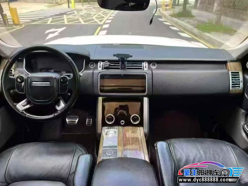 18年路虎揽胜行政轿车抵押车出售