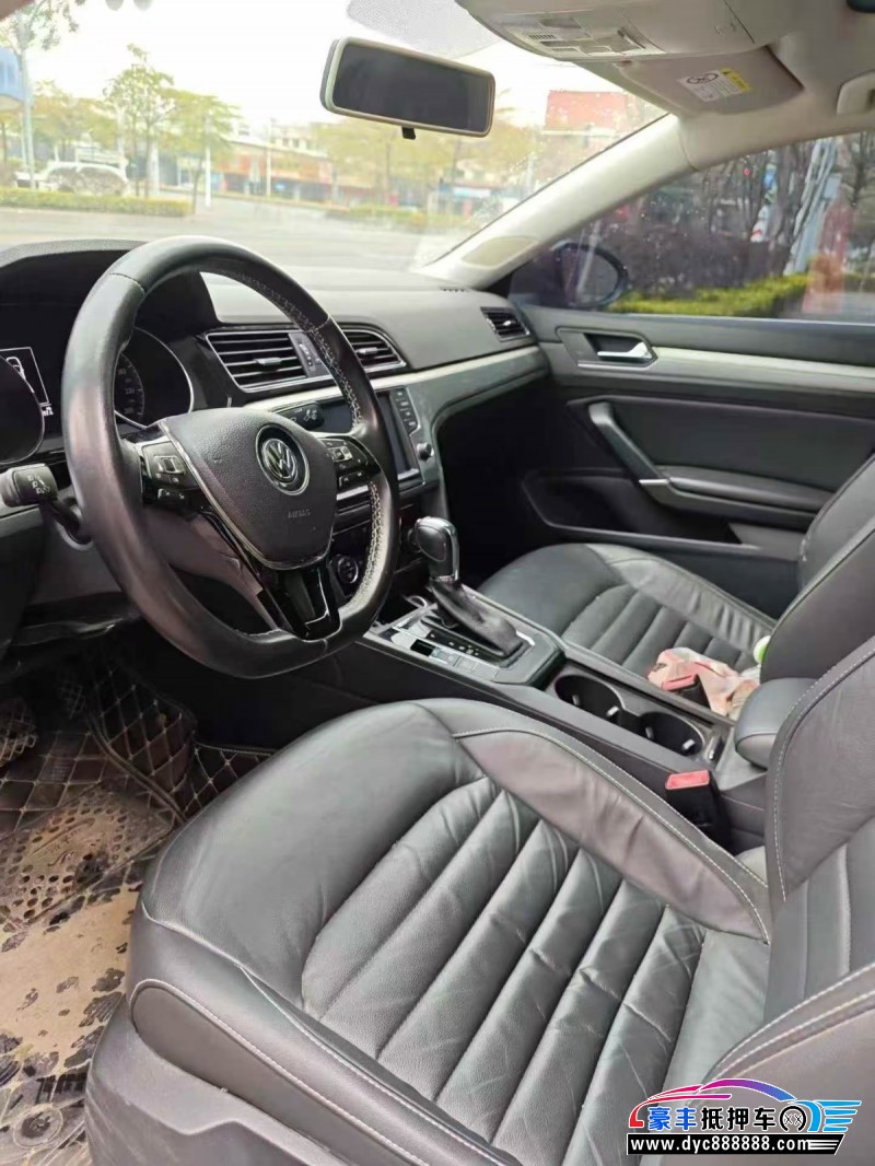 18年大众凌渡轿车抵押车出售