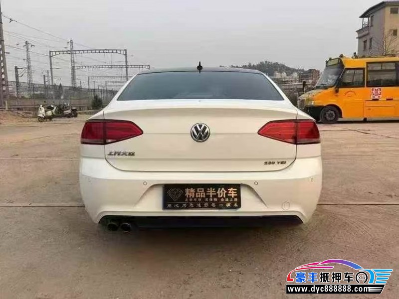 17年大众凌渡轿车抵押车出售