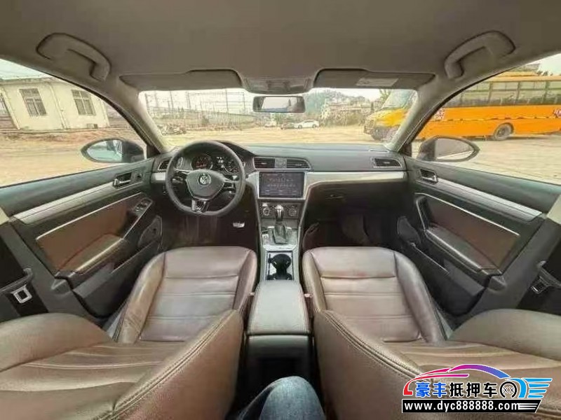 17年大众凌渡轿车抵押车出售