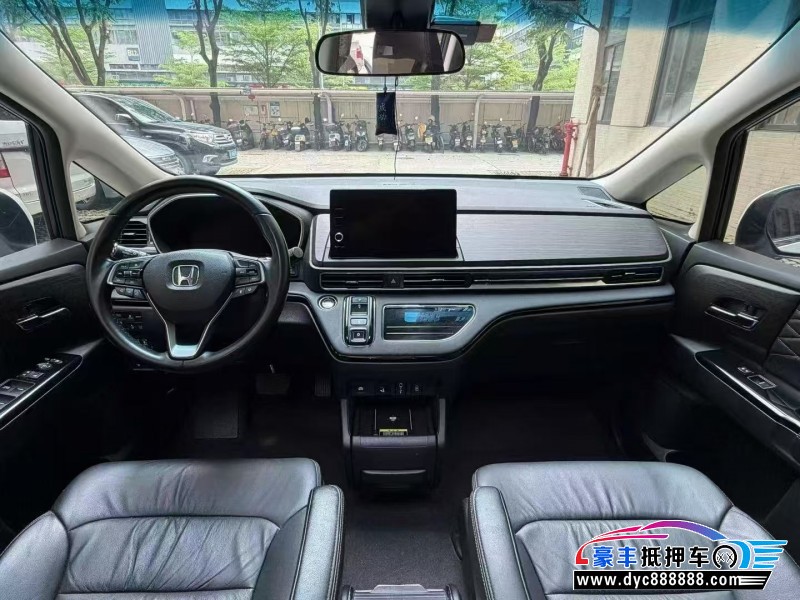 22年本田艾力绅轿车抵押车出售