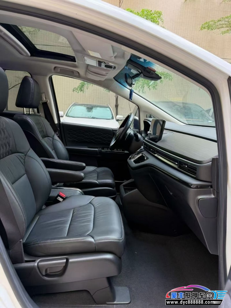 22年本田艾力绅轿车抵押车出售