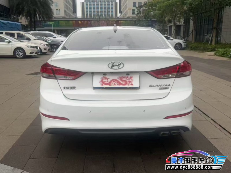 20年现代领动轿车抵押车出售