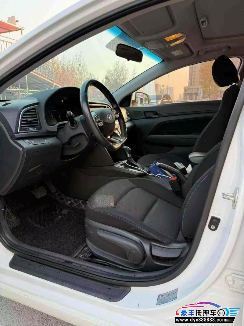 19年现代领动轿车抵押车出售