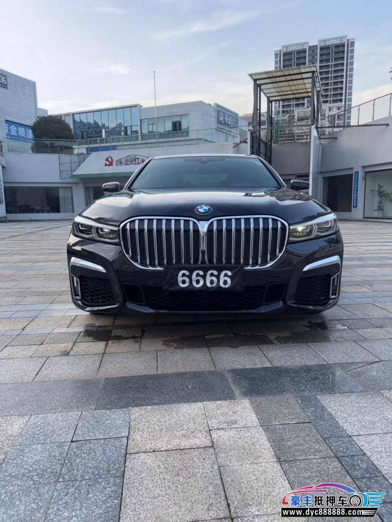 抵押车出售20年宝马7系轿车