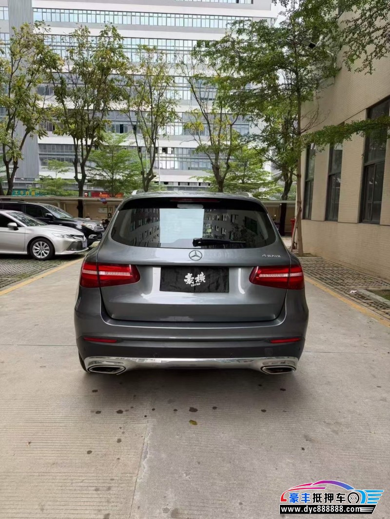 16年奔驰GLC轿车抵押车出售