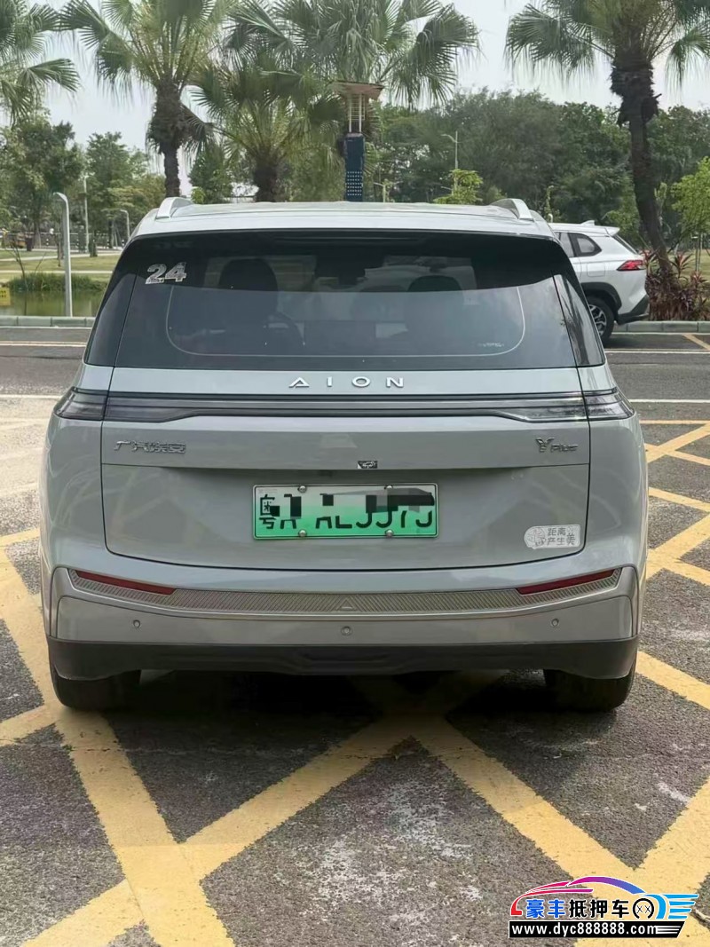 23年埃安Y70轿车抵押车出售