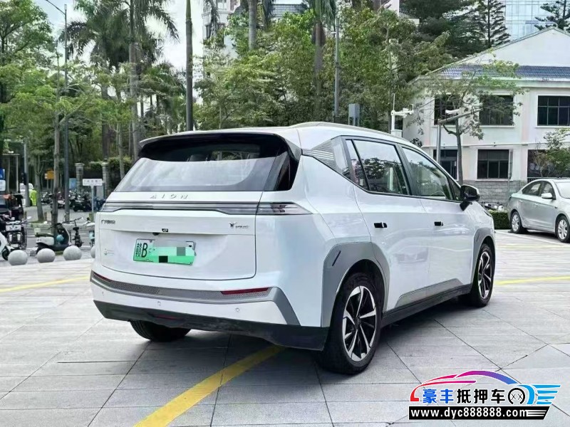 24年埃安Y70轿车抵押车出售