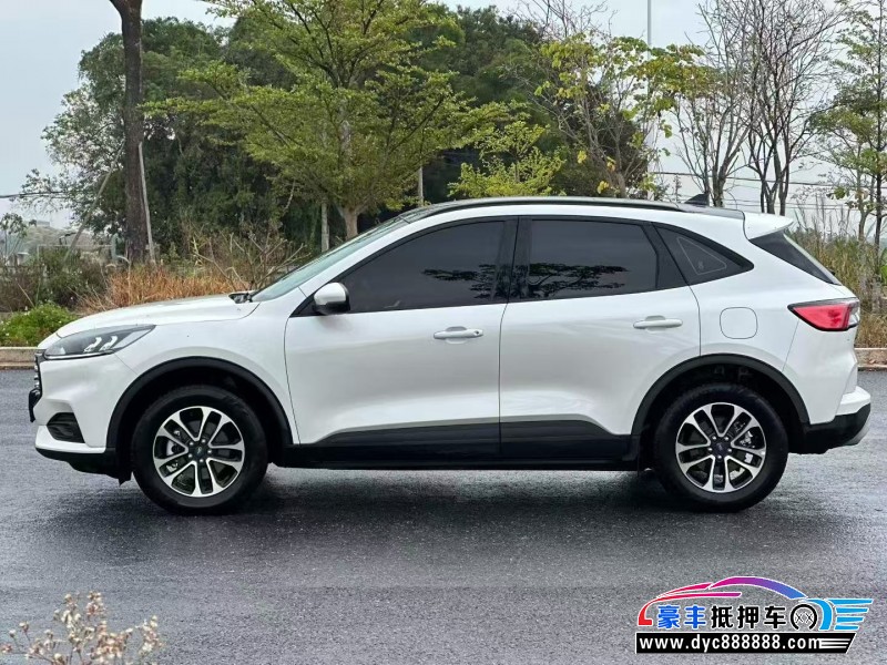 24年福特锐际轿车抵押车出售