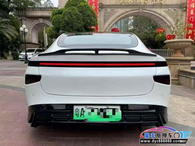 22年小鹏P7轿车抵押车出售