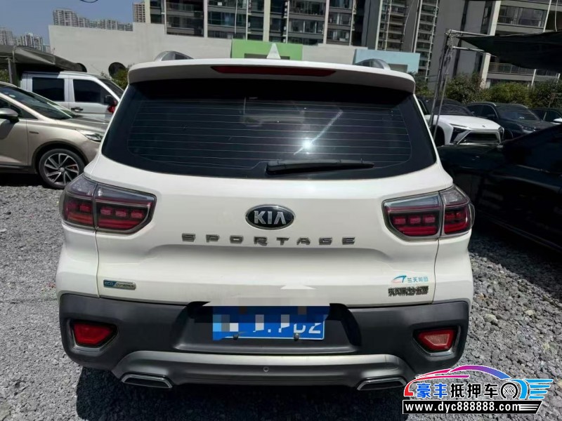 20年起亚智跑轿车抵押车出售