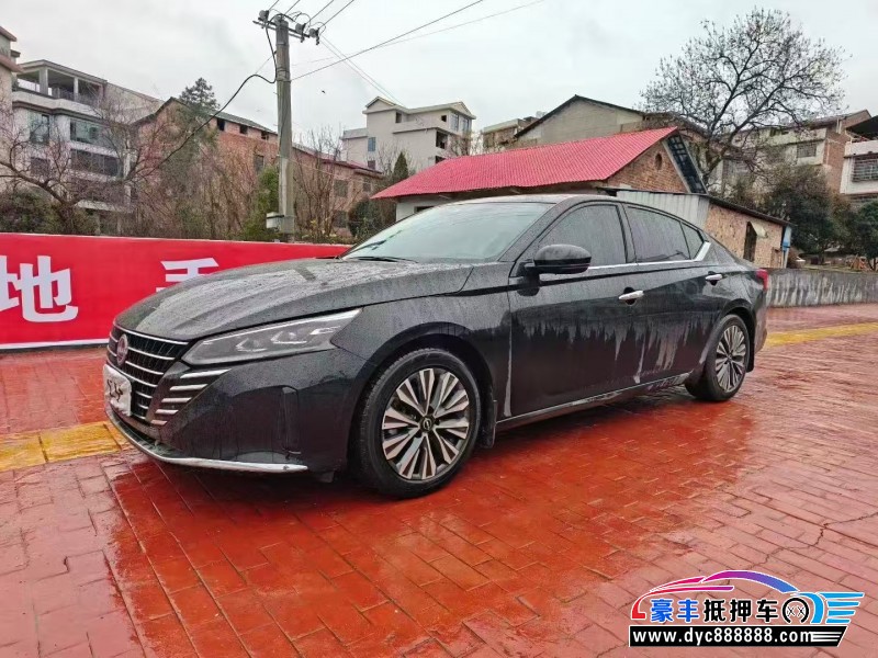 23年日产天籁轿车抵押车出售