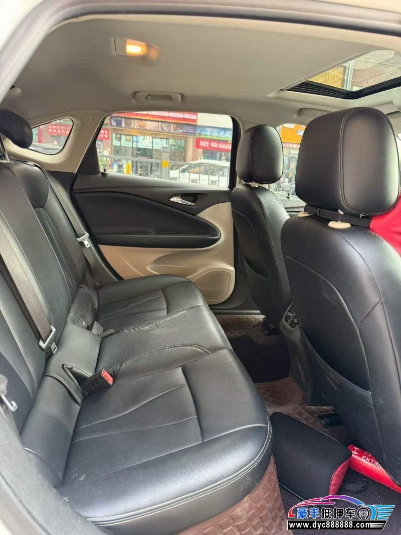 21年别克威朗轿车抵押车出售