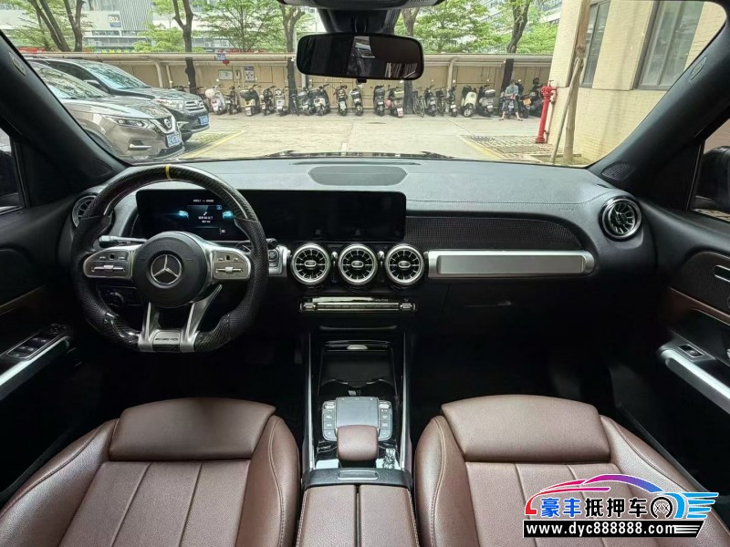 21年奔驰GLB轿车抵押车出售