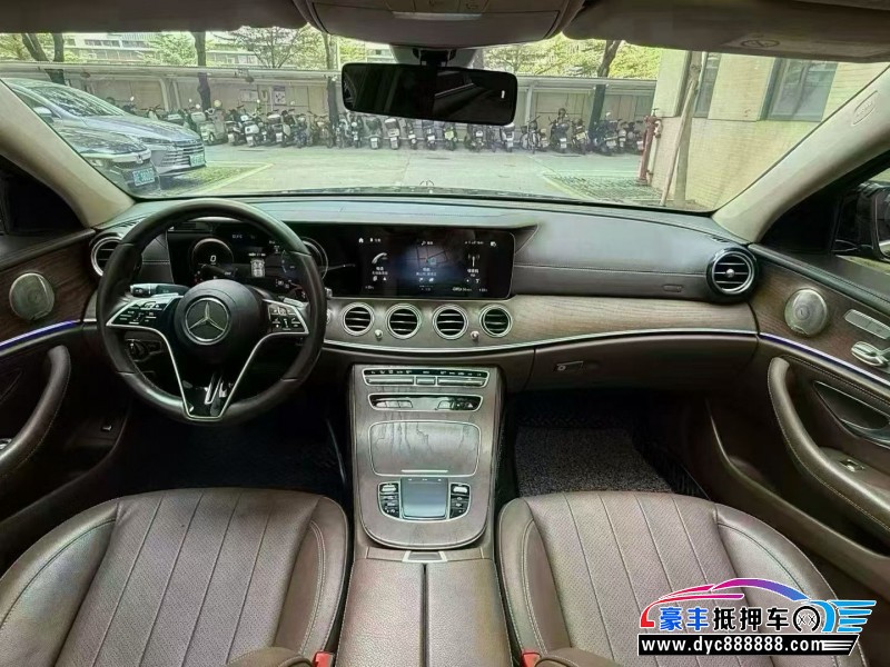 23年奔驰E轿车抵押车出售