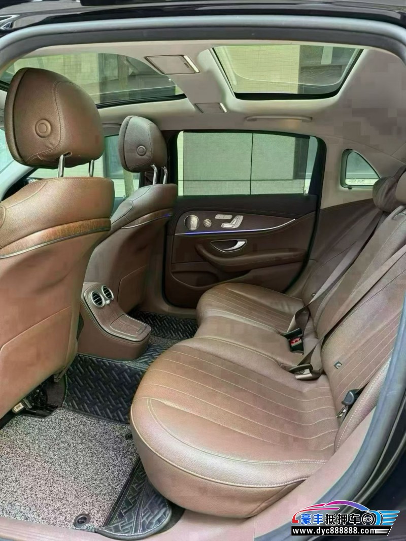 23年奔驰E轿车抵押车出售