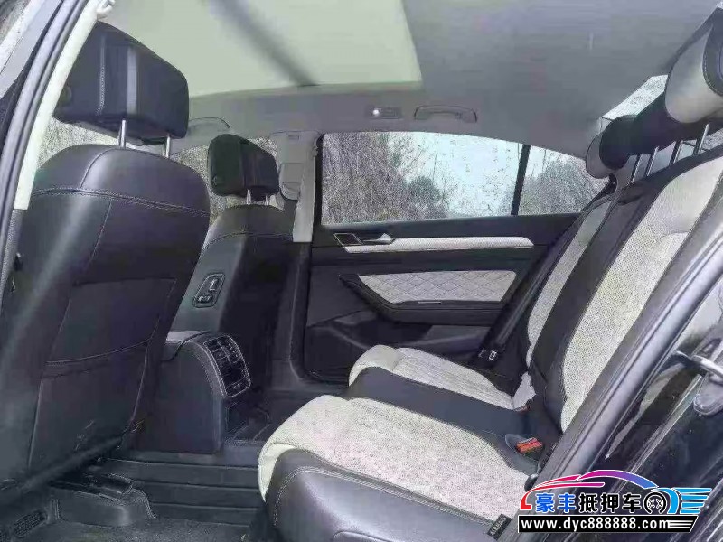 24年大众迈腾轿车抵押车出售