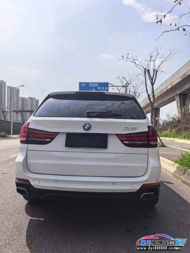 20年宝马X5轿车抵押车出售