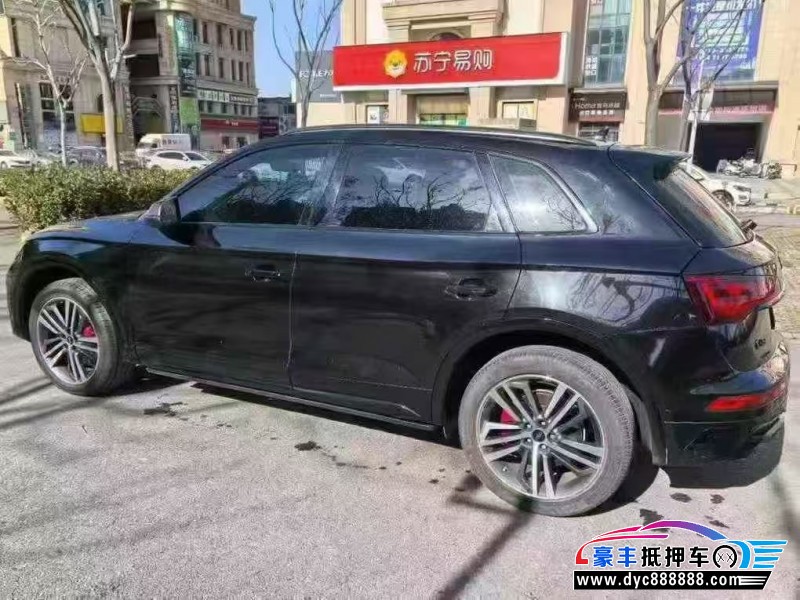 23年奥迪Q5轿车抵押车出售