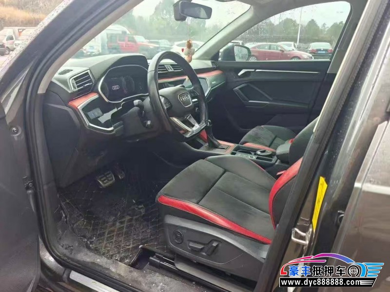 22年奥迪Q3轿车抵押车出售