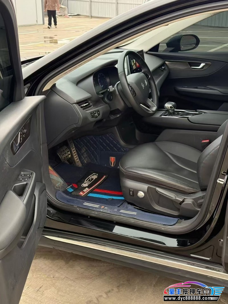 24年红旗EQM5轿车抵押车出售