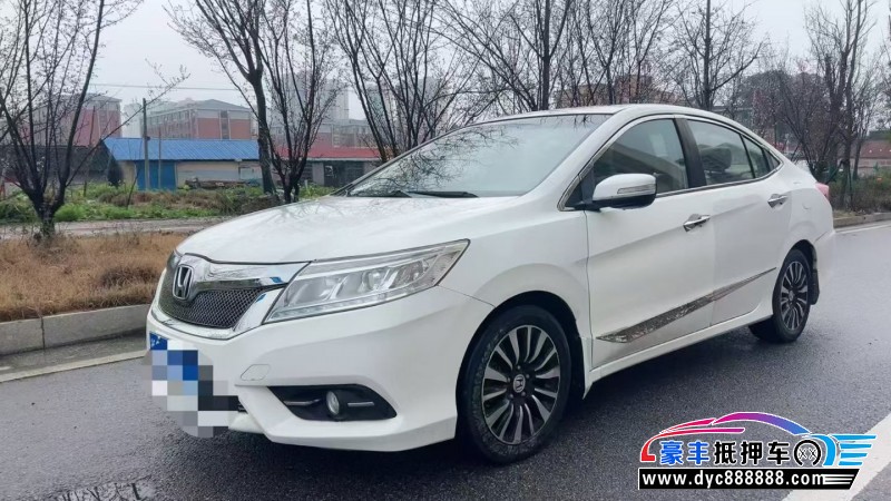 15年本田凌派轿车抵押车出售