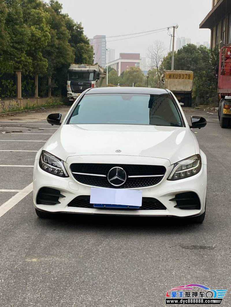 21年奔驰C轿车抵押车出售